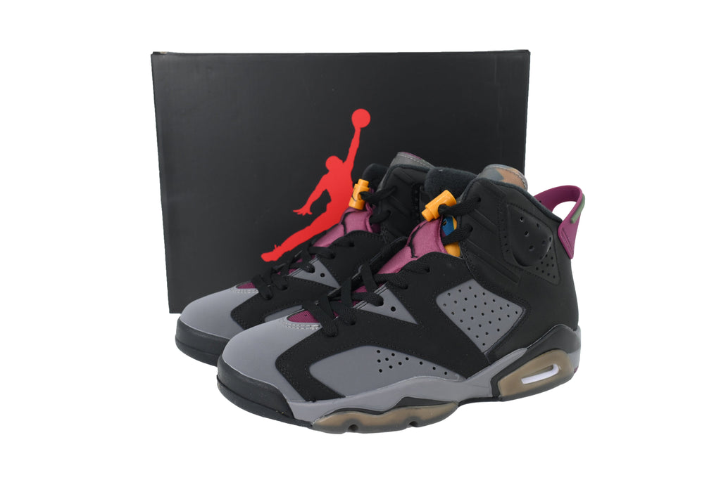 Nike Air Jordan 6 – Retro High-Top Basketball Sneakers