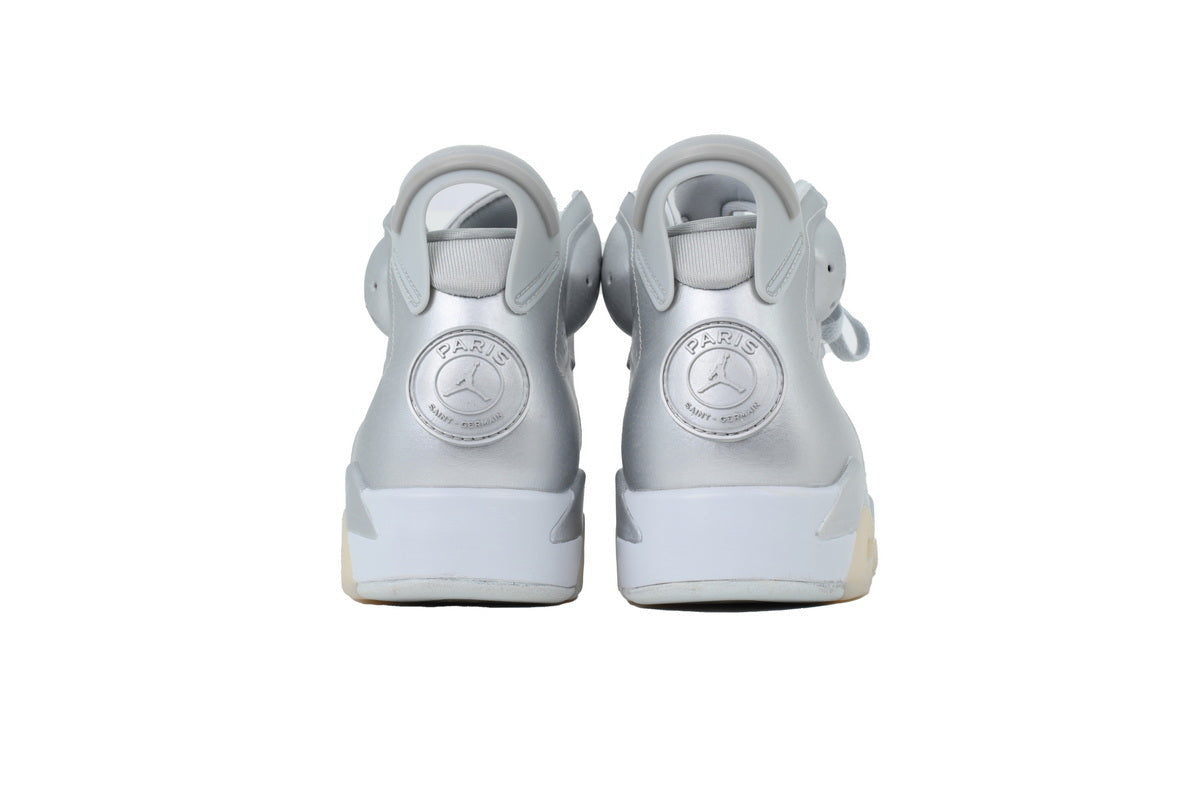Nike Air Jordan 6 – Retro High-Top Basketball Sneakers