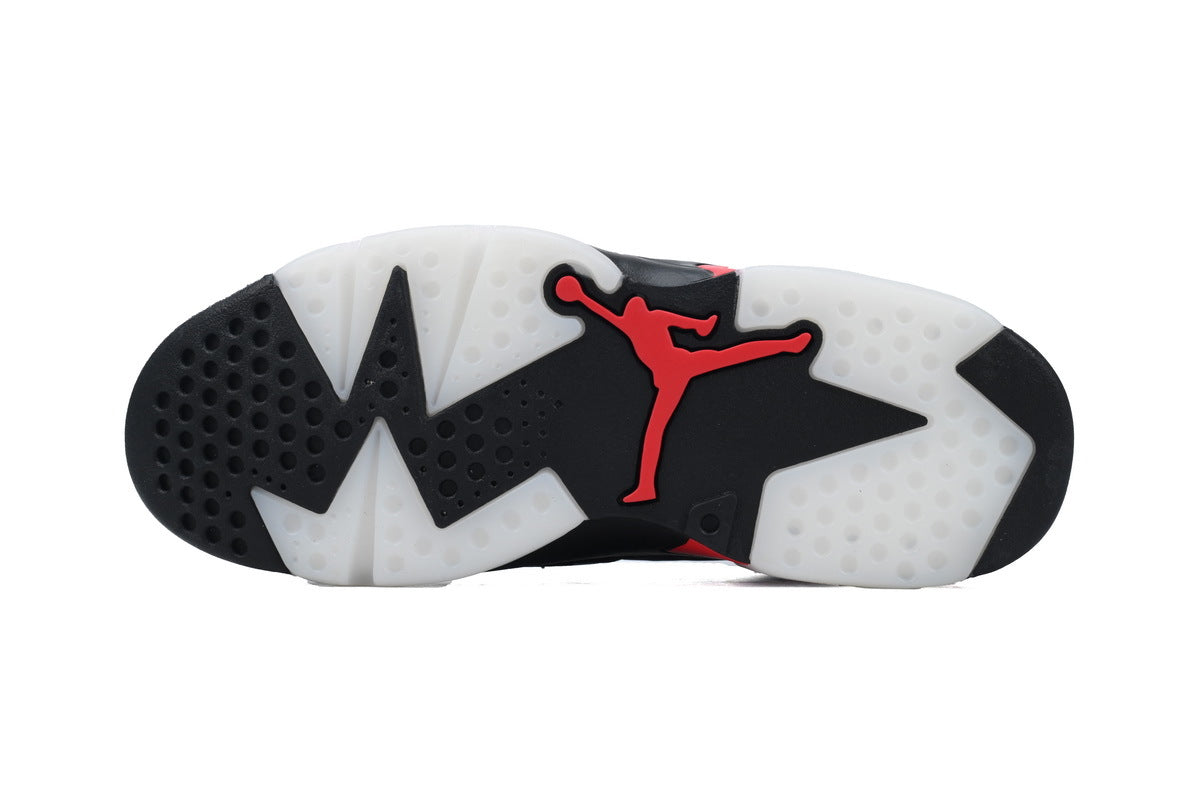 Nike Air Jordan 6 – Retro High-Top Basketball Sneakers