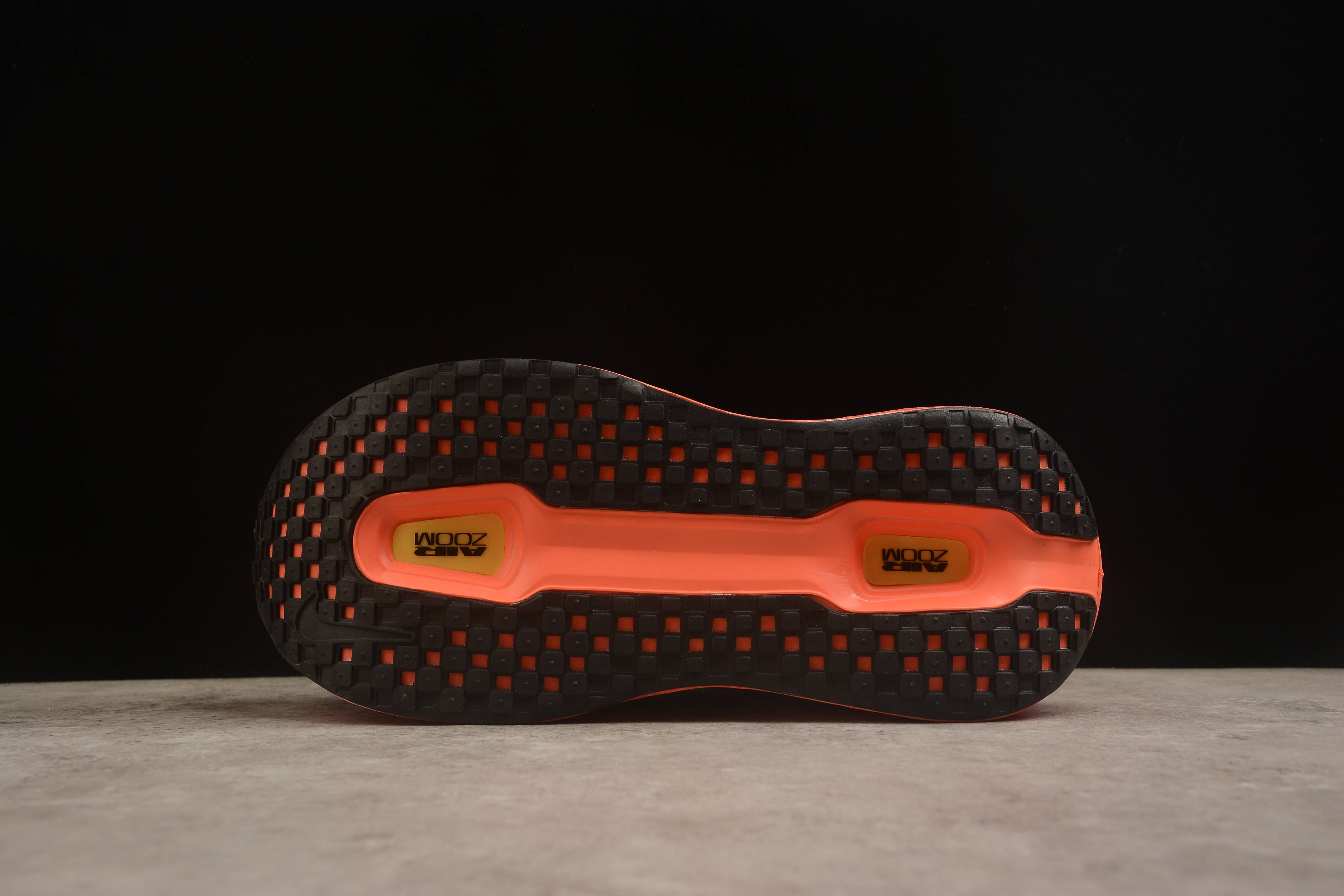 Nike Vomero 18 Running Shoes | Premium Cushioning | EU 36-45