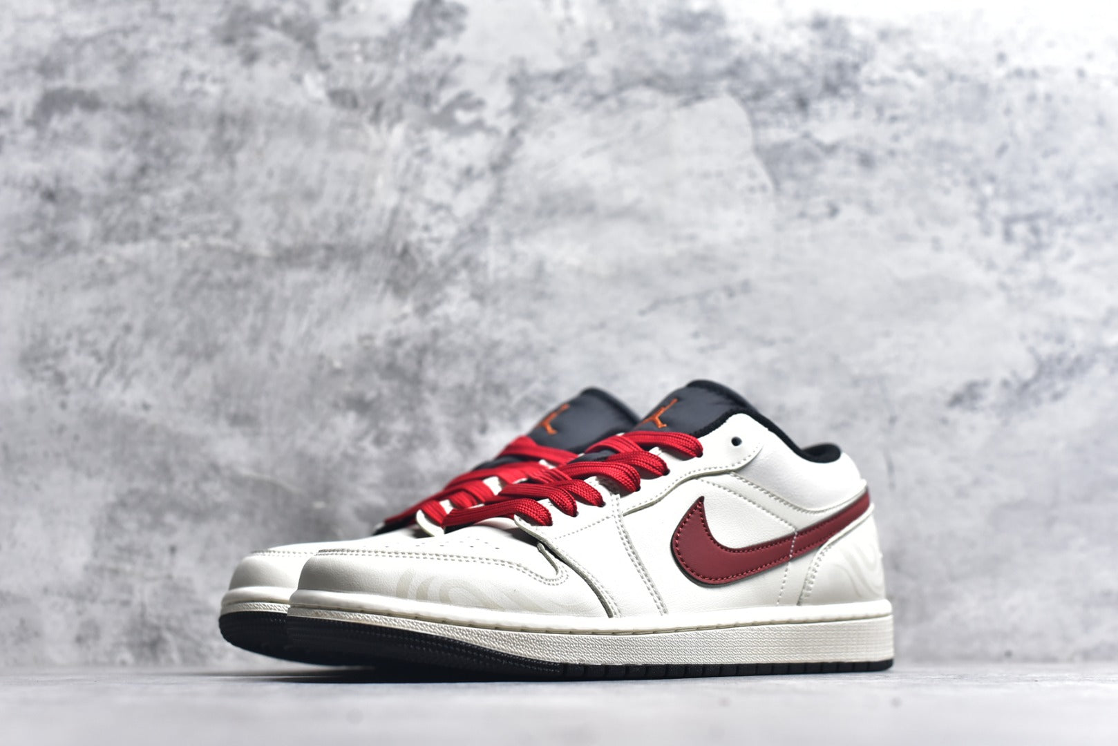 Air Jordan 1 Low AJ1 Sneakers | Men's & Women's