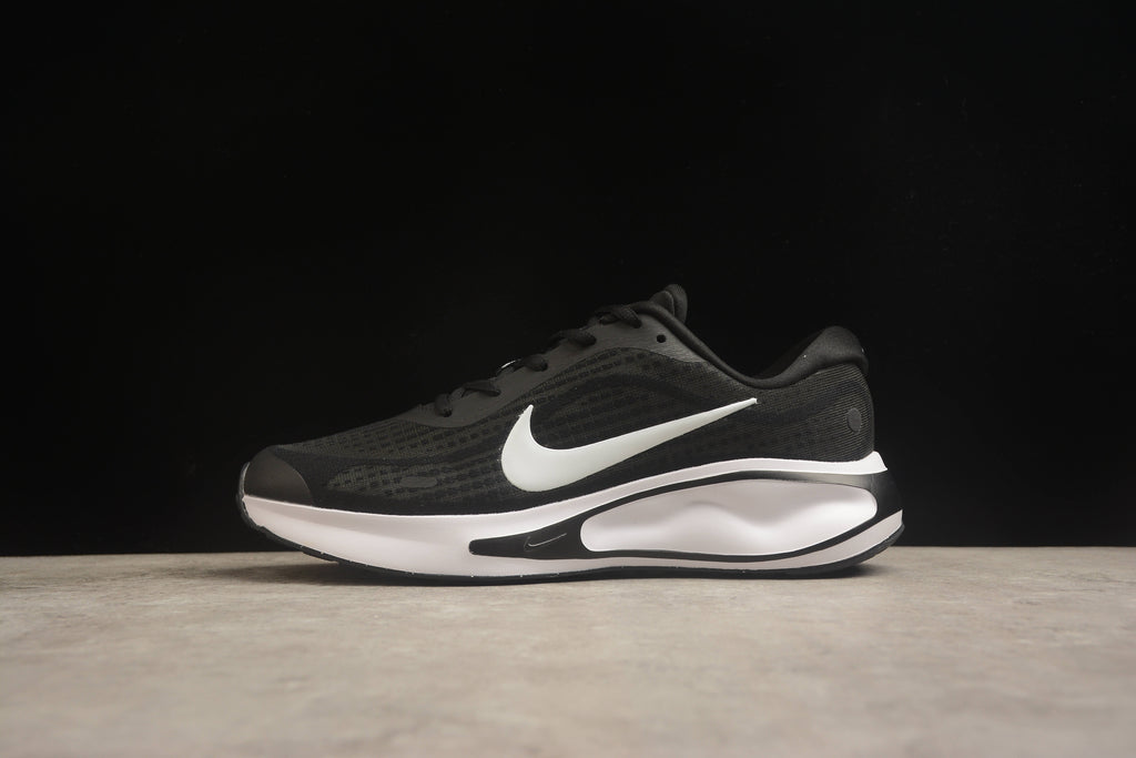 Nike Journey Run Running Shoes | Lightweight & Comfortable | EU 36-45