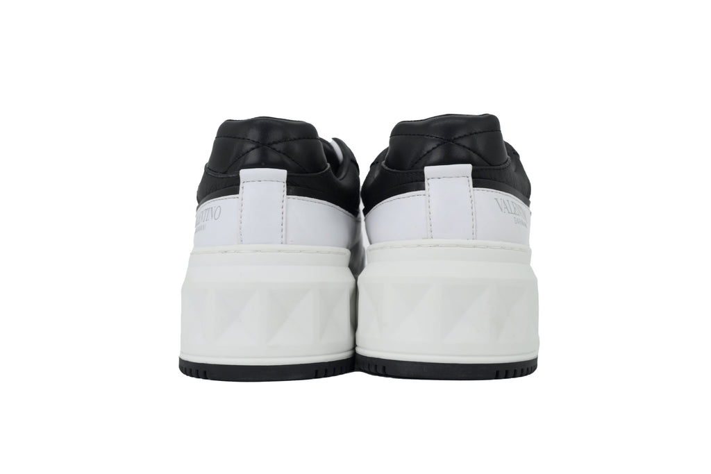 Valentino Garavani One Stud XL Sneakers