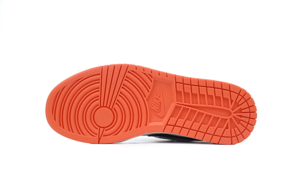 Nike Air Jordan 1 Retro Low Low-Top Sneakers