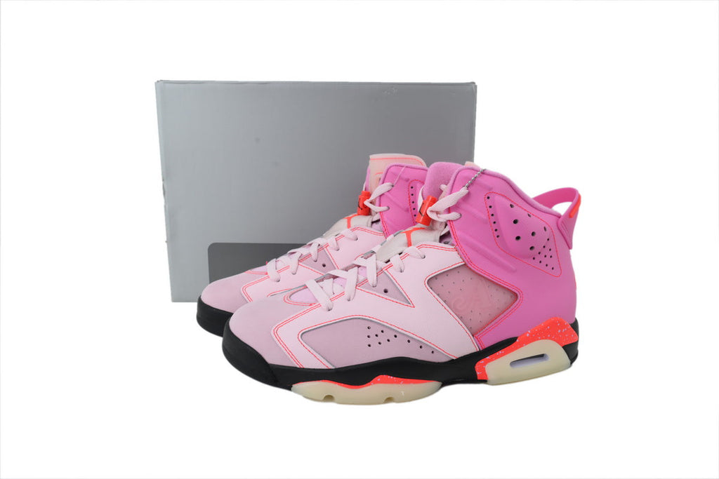 Nike Air Jordan 6 – Retro High-Top Basketball Sneakers