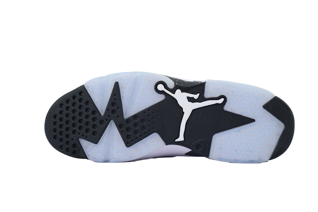 Nike Air Jordan 6 – Retro High-Top Basketball Sneakers