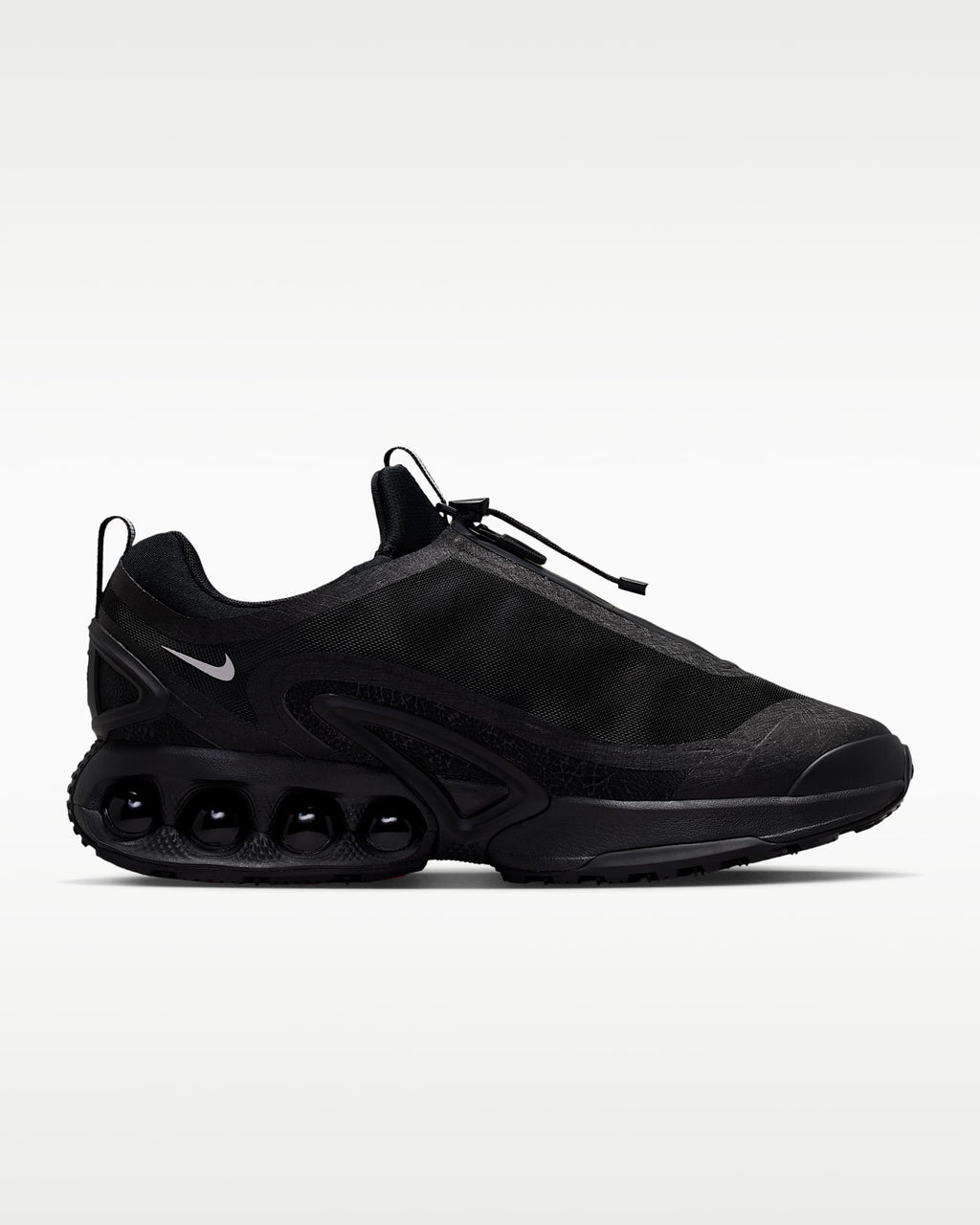 Nike Air Max DN Roam – Black Mesh Athletic Sneakers
