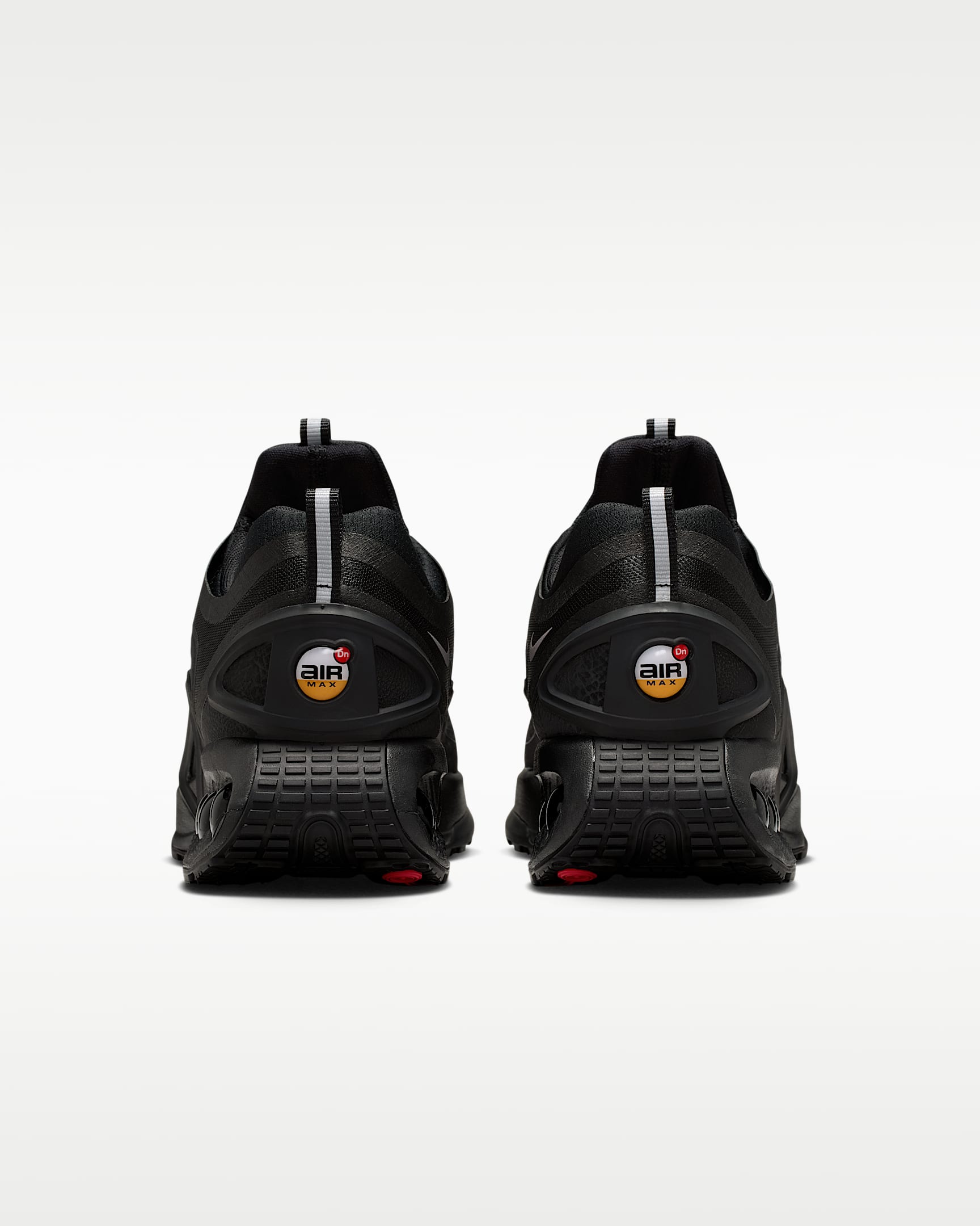 Nike Air Max DN Roam – Black Mesh Athletic Sneakers