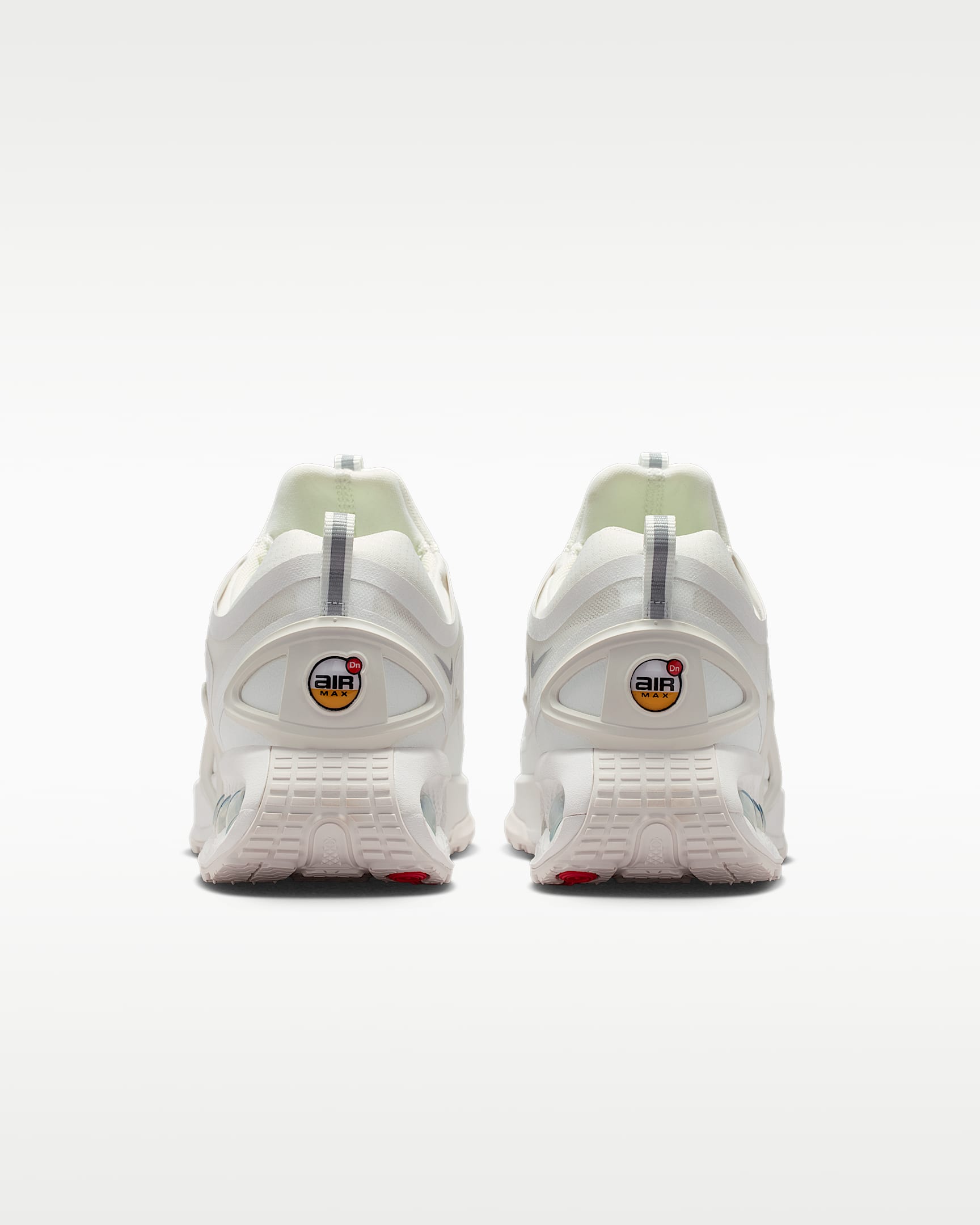 Nike Air Max DN Roam – White / Off-White Mesh Athletic Sneakers