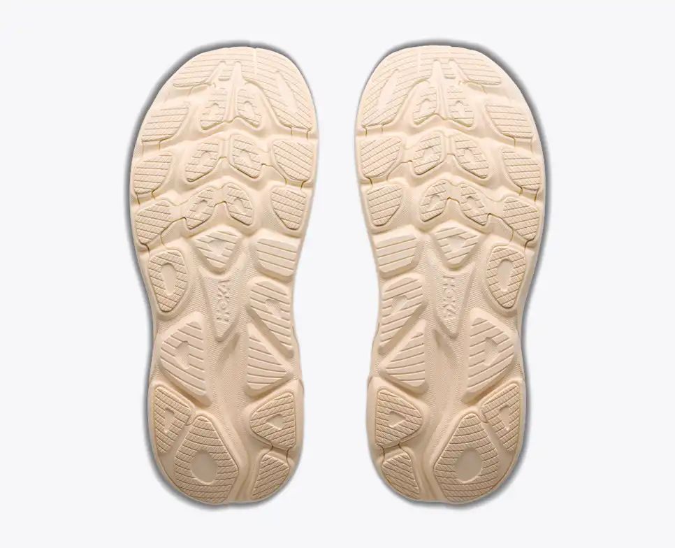 Hoka Bondi 8 — Cream / Beige