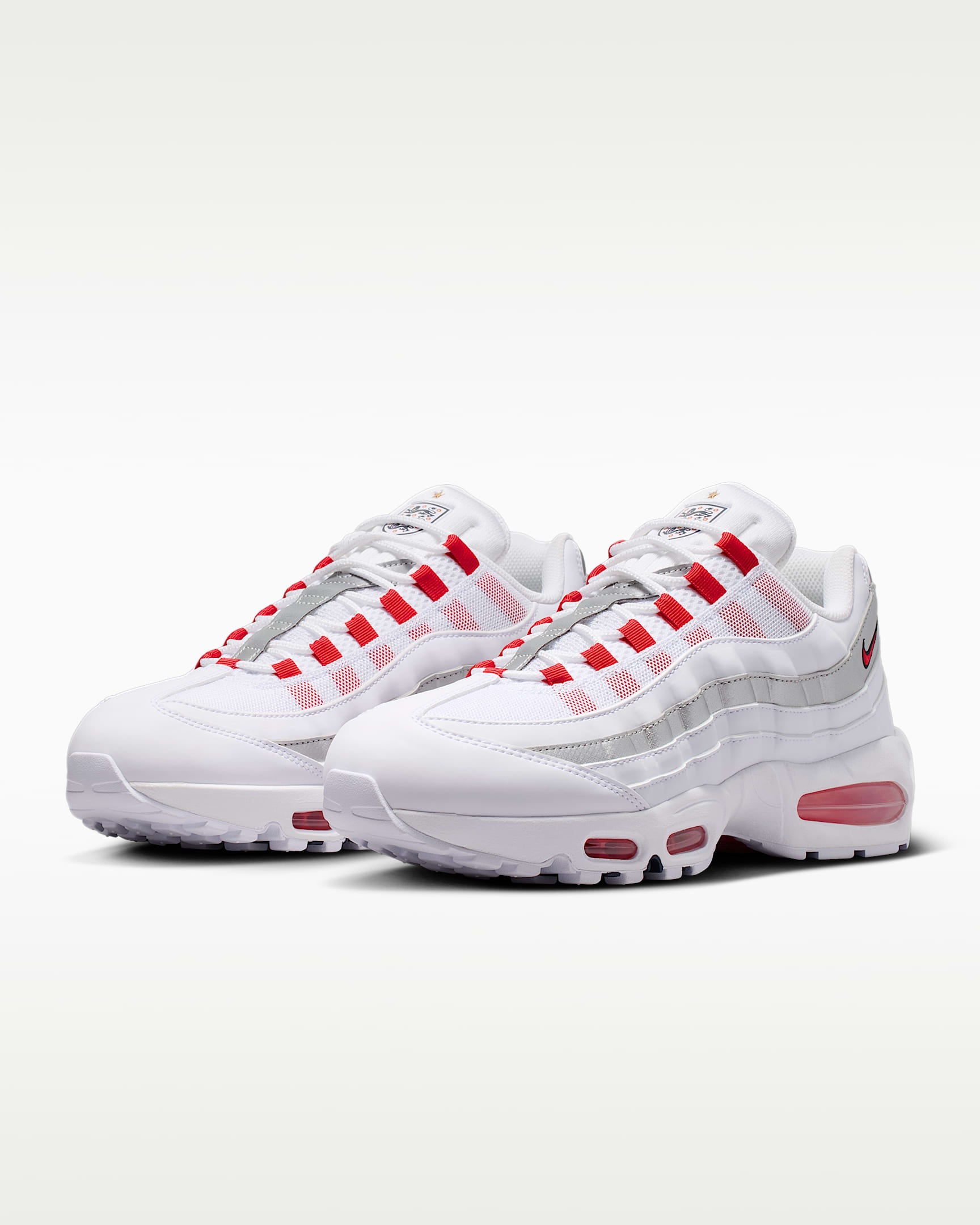 Nike Air Max 95 – White / Silver / Red Mesh Athletic Sneakers