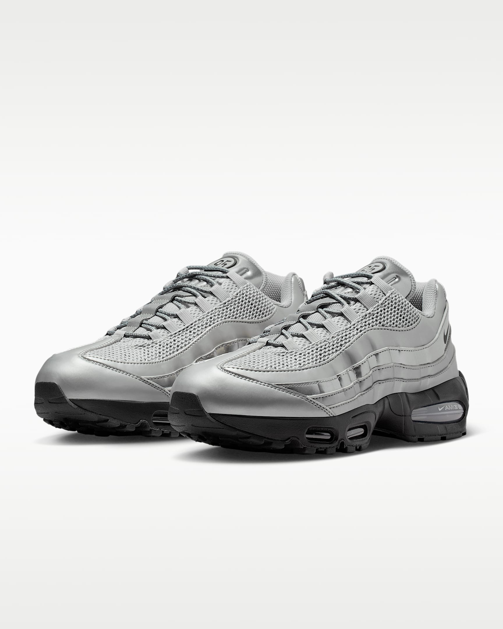 Nike Air Max 95 – Metallic Silver / Black Mesh Athletic Sneakers