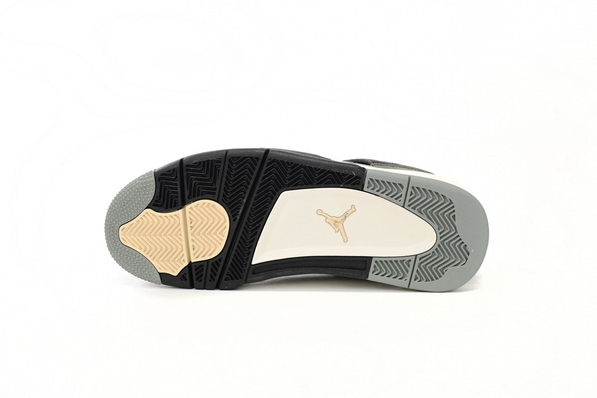 Nike Air Jordan 4 – Retro Basketball Sneakers