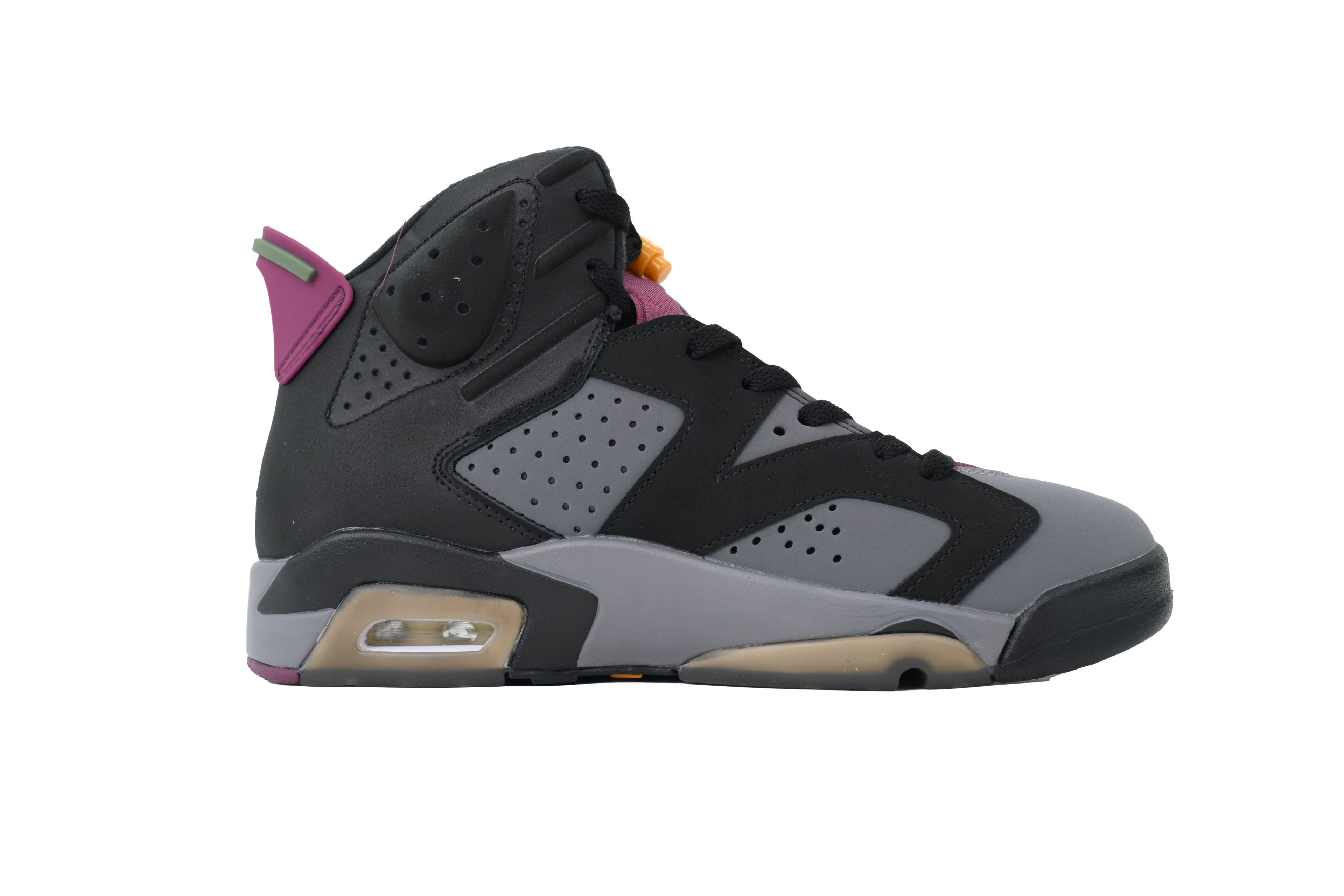 Nike Air Jordan 6 – Retro High-Top Basketball Sneakers