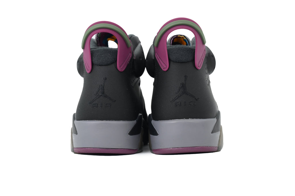 Nike Air Jordan 6 – Retro High-Top Basketball Sneakers