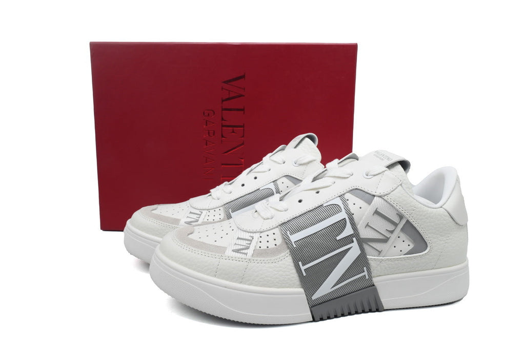 Valentino Garavani One Stud XL Sneakers