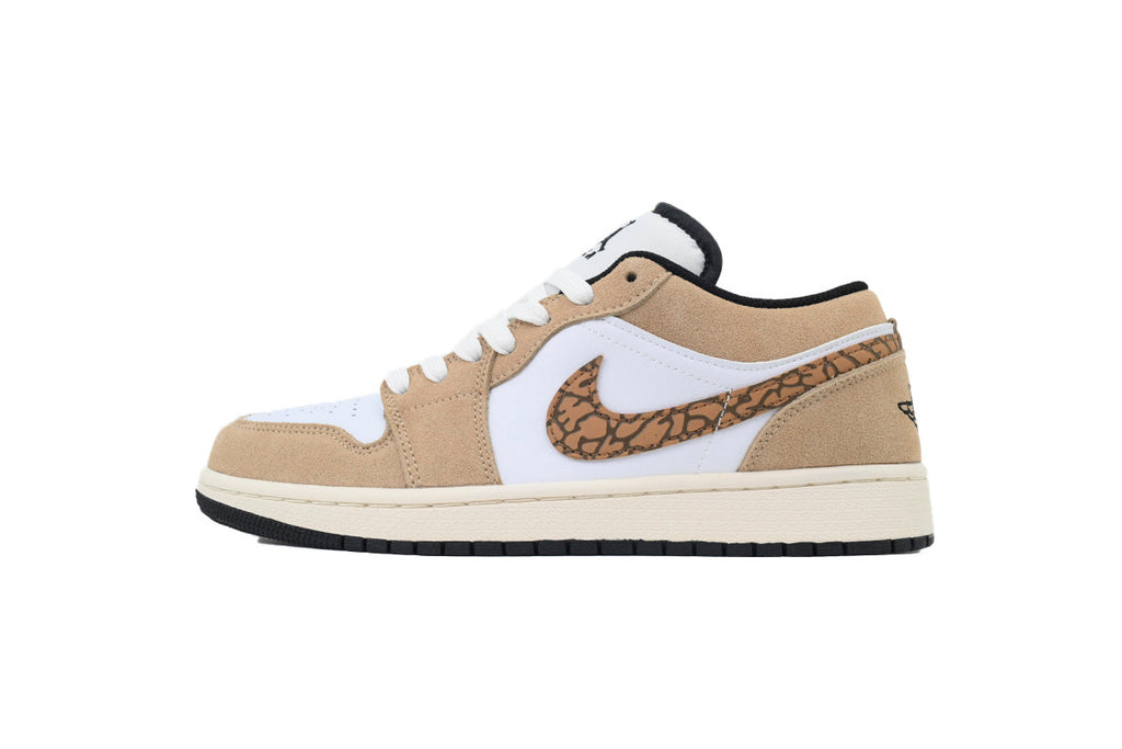 Nike Air Jordan 1 Retro Low Low-Top Sneakers