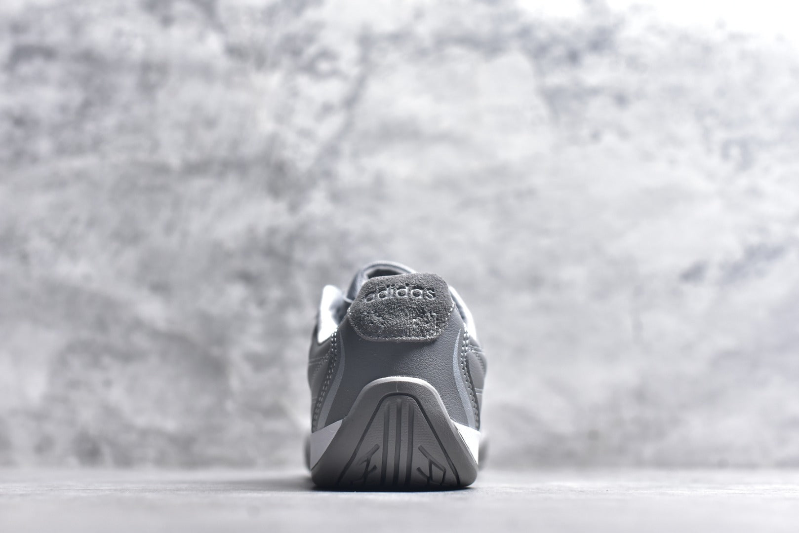 Adidas Adipista Trainers | Non-Slip & Durable Casual Shoes | EU 36-45