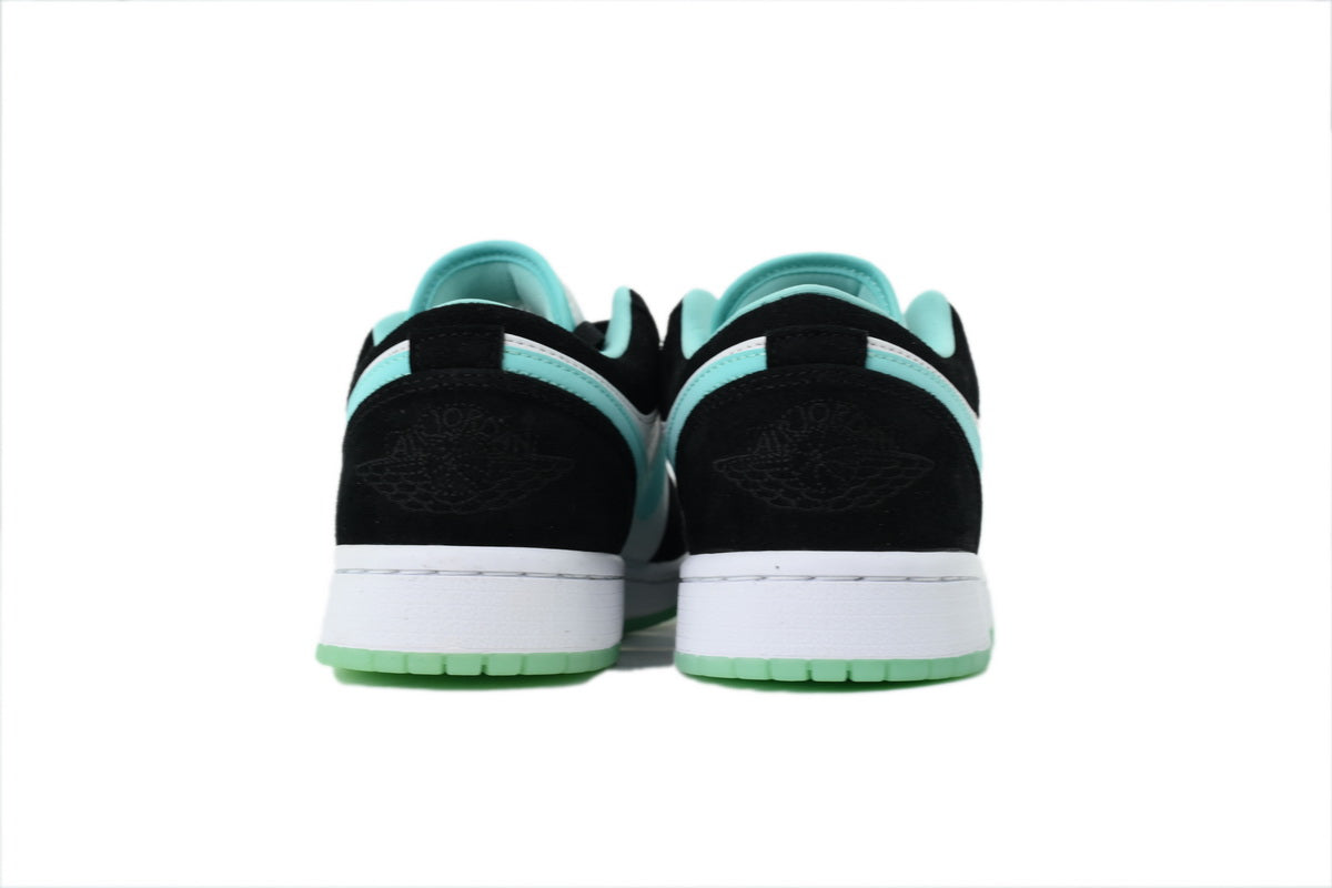 Nike Air Jordan 1 Retro Low Low-Top Sneakers